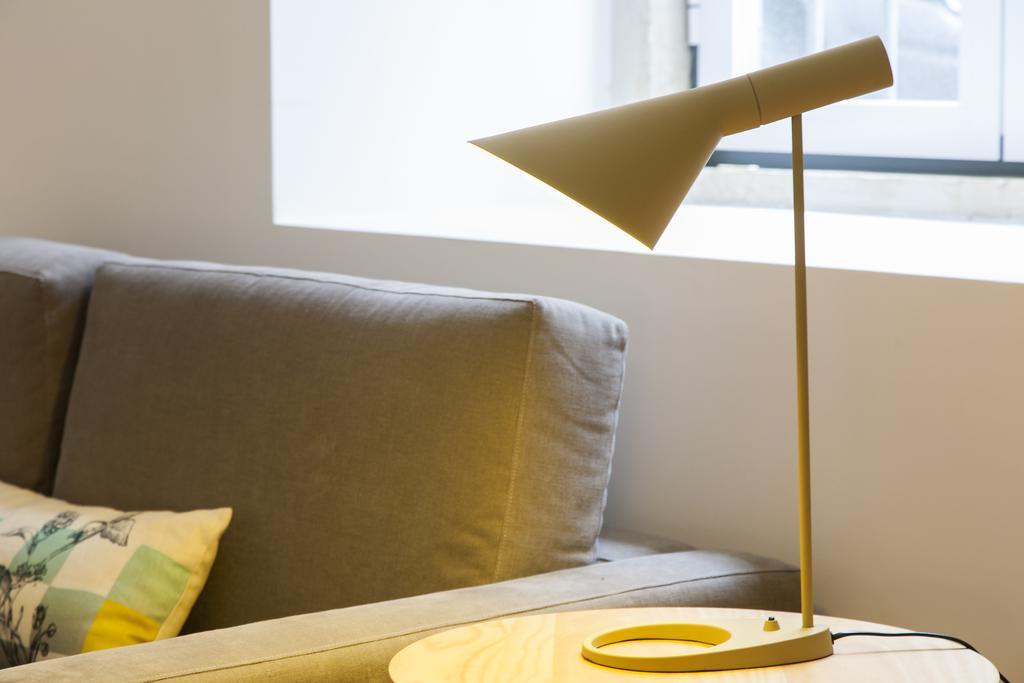 Joivy Cosy 1-Bed Flat With Workspace In Santa Catarina, Moments From Luis De Camoes Sq Lisboa Chambre photo